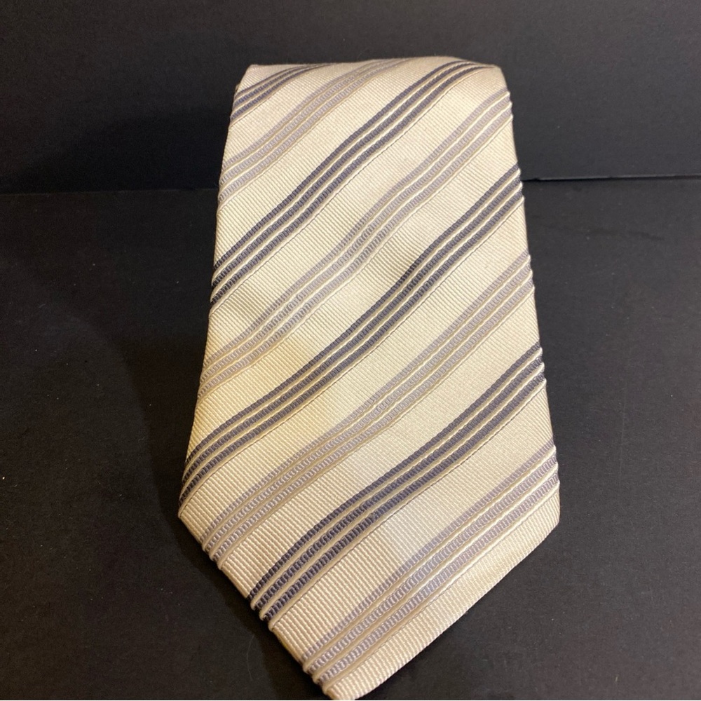 Donald J Trump Signature Series Lot Of (4) Designer Luxury Ties Hand Made Silk